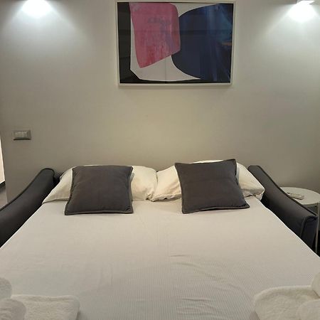 Nomentana White Apartments By Ghor Rome Exterior photo