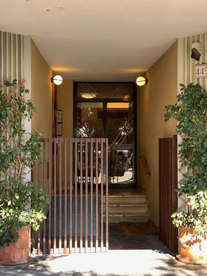 Nomentana White Apartments By Ghor Rome Exterior photo