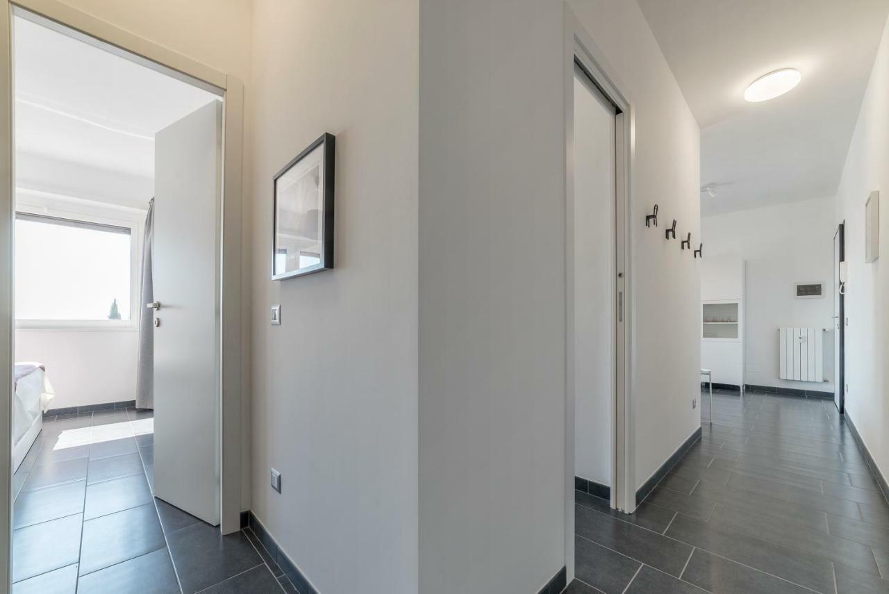 Nomentana White Apartments By Ghor Rome Exterior photo